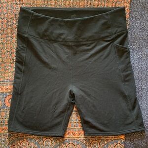 WOOLX High-Rise Black Women’s Bike Shorts with Side Pockets